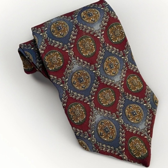 CHRISTIAN DIOR Monsieur Vintage Tie 100% Silk Made In Canada Medallion Design - Picture 1 of 4